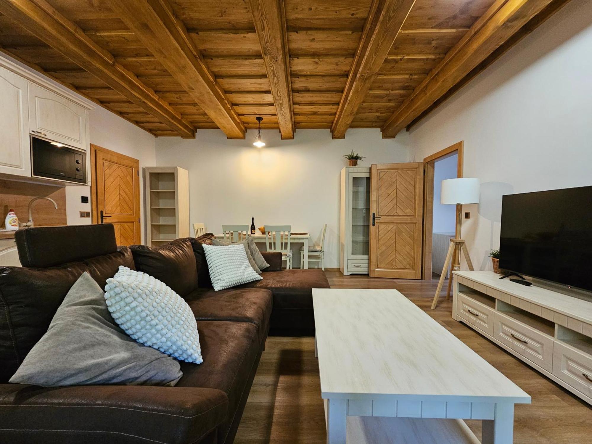Apartmany Jezerne Velké Karlovice Quarto foto